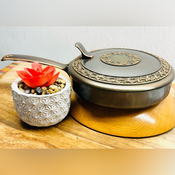 Vintage L.E. Mason Co. Boston Mass. Silent Butler Crumb Catcher - Picture 1 of 13